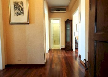 Corridoio - Three-room apartment via Montanaro, 44, Torino (neighborhood Barriera Milano) - photo 11