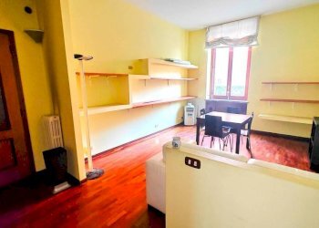 Studio - Three-room apartment corso Rodolfo Montevecchio, 53, Torino (neighborhood Crocetta) - photo 3