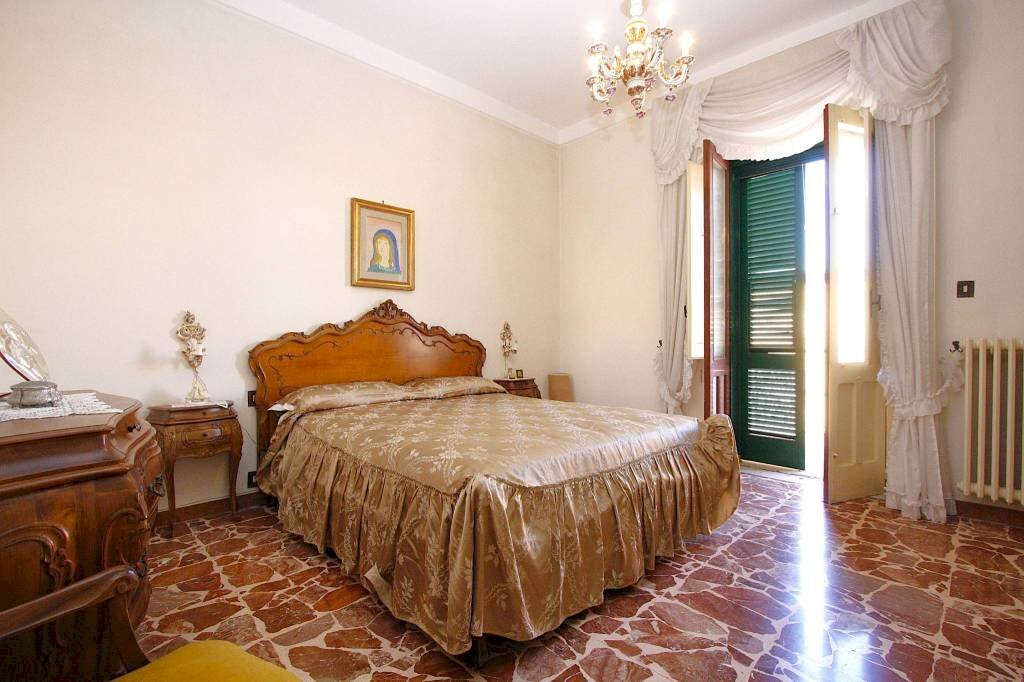 Camera da letto - Casa indipendente via Galileo Galilei, Matino - foto 2