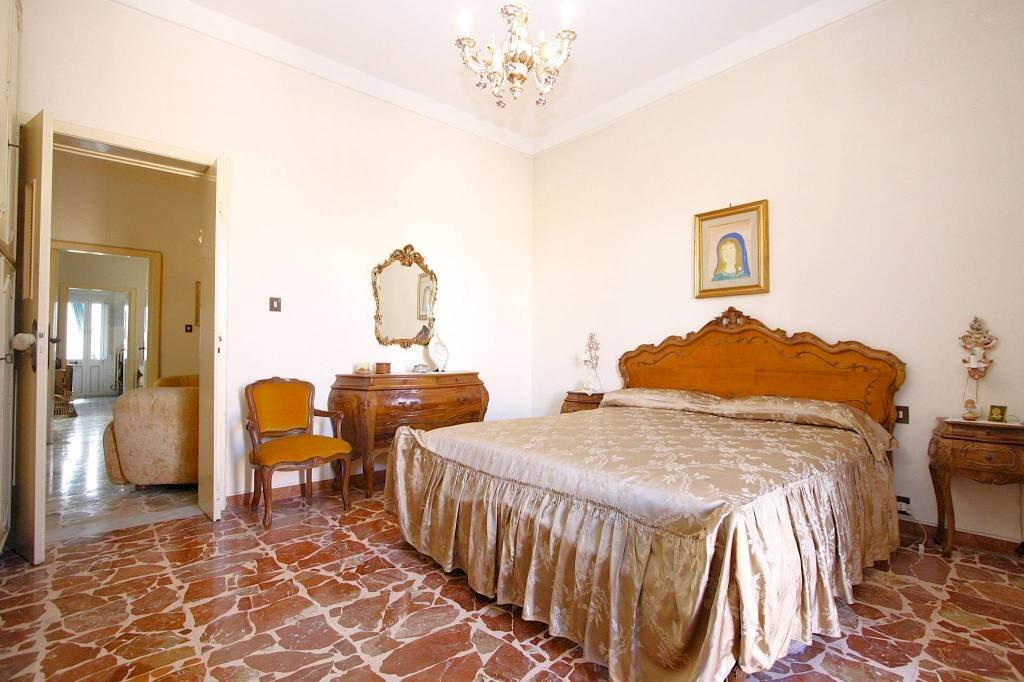 Camera da letto - Casa indipendente via Galileo Galilei, Matino - foto 3