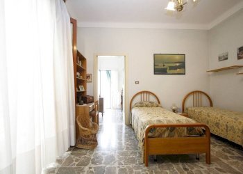 Camera da letto - Casa indipendente via Galileo Galilei, Matino - foto 9