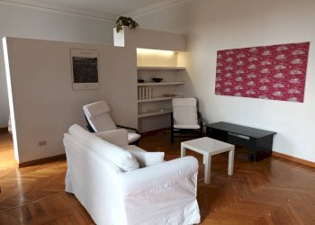 Salone - Bilocale piazza Caiazzo, 1, Milano (zona Centrale) - foto 2