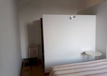 Camera da letto - Bilocale piazza Caiazzo, 1, Milano (zona Centrale) - foto 6