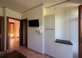 Three-room apartment Via Cottolengo, Barge - photo 4