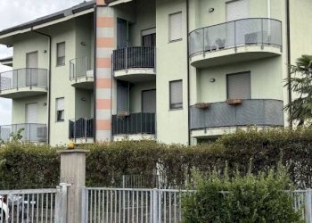 Facciata - Appartamento via Guido Gozzano, 2, Chieri - foto 1