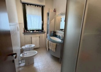 Bagno - Appartamento via Guido Gozzano, 2, Chieri - foto 20