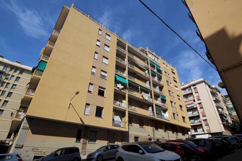 Facciata - Appartamento via Voltri, Genova (zona Voltri) - foto 1