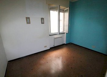 Camera da letto - Appartamento via Voltri, Genova (zona Voltri) - foto 10