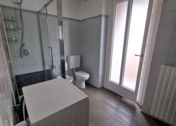 Bagno - Appartamento via Baldassarre Cordero, 1, Mondovì - foto 16