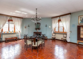 Salone - Villa strada Bardassano, 24, Castiglione Torinese - foto 9