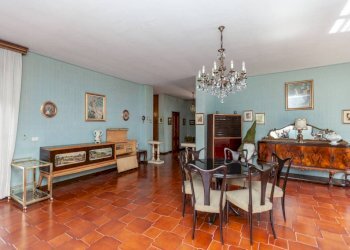 Salone - Villa strada Bardassano, 24, Castiglione Torinese - foto 11