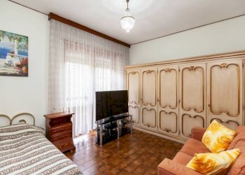Camera da letto - Villa strada Bardassano, 24, Castiglione Torinese - foto 31