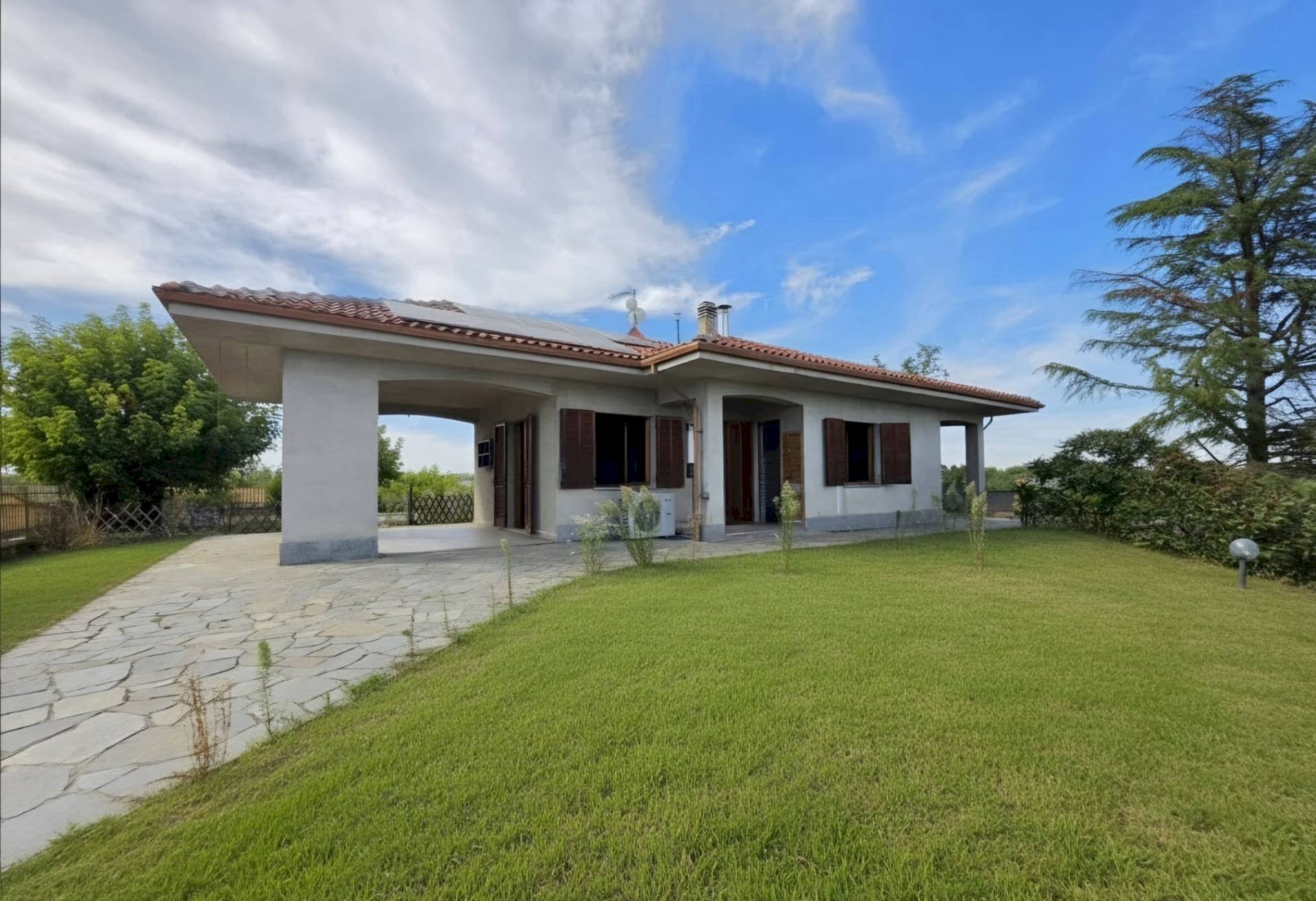 FACCIATA - Villa via monta'
 
74, Portacomaro - foto 1