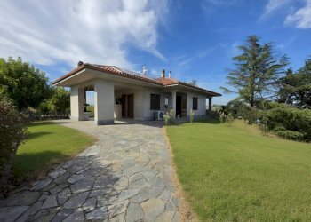 FACCIATA - Villa via monta'
 
74, Portacomaro - foto 7