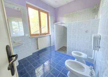BAGNO - Villa via monta'
 
74, Portacomaro - foto 36