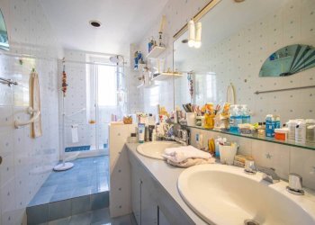Bagno - Appartamento viale Ammiraglio Giorgio des Geneys, Genova (zona Quarto) - foto 13