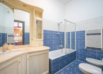 Bagno - Quadrilocale Molo Ponte Morosini, Genova (zona Centro Storico) - foto 8
