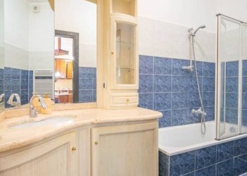 Bagno - Quadrilocale Molo Ponte Morosini, Genova (zona Centro Storico) - foto 9