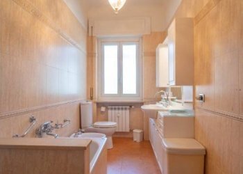 Bagno - Appartamento via Angelo Orsini, Genova (zona Albaro) - foto 13