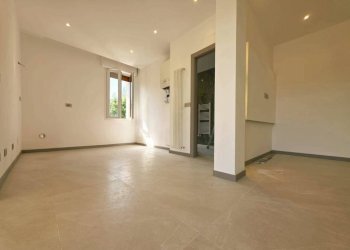 Stanza non arredata - Appartamento via Ferdinando Bernini, Parma - foto 4