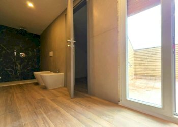 Bagno - Appartamento via Ferdinando Bernini, Parma - foto 8