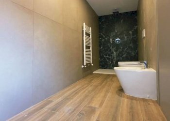Bagno - Appartamento via Ferdinando Bernini, Parma - foto 10