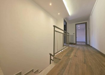 Corridoio - Appartamento via Ferdinando Bernini, Parma - foto 18