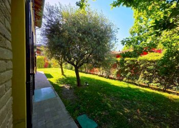 Giardino - Villa strada Budellungo, Parma - foto 4