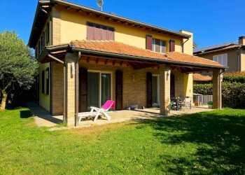 Facciata - Villa strada Budellungo, Parma - foto 8