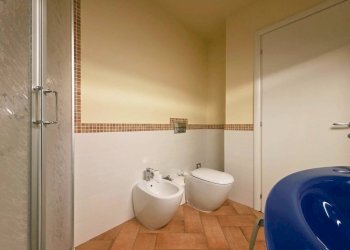 Bagno - Villa strada Budellungo, Parma - foto 47