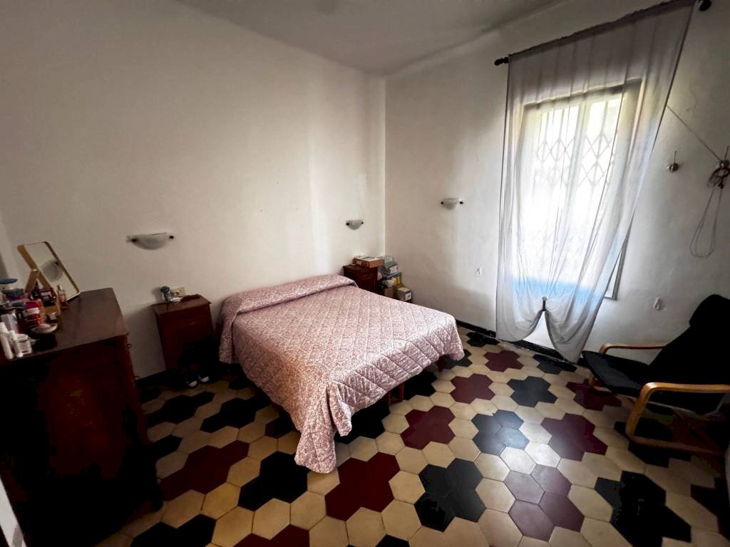 Camera da letto - Two-room apartment via Montello, 4, Bologna (neighborhood Saffi) - photo 1