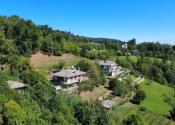 Facciata - Villa strada Panoramica, 46, Luserna San Giovanni - foto 2