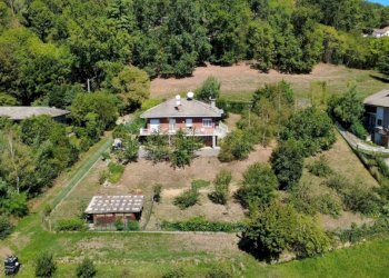 Facciata - Villa strada Panoramica, 46, Luserna San Giovanni - foto 45