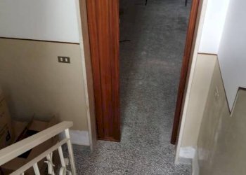 Scala - Casa indipendente via Gioacchino Rossini, 8, Bari (zona Carbonara di Bari) - foto 32
