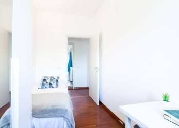 Camera da letto - Terreno non edificabile via André-Marie Ampère, 126, Milano (zona Casoretto) - foto 2
