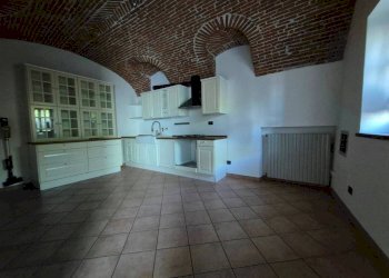 Interno non residenziale - Appartamento via Cuneo, Boves - foto 9