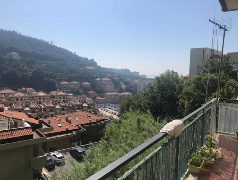 Vista - Appartamento via Giovanni Delfino, Varazze - foto 2