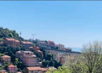 Vista - Appartamento via Giovanni Delfino, Varazze - foto 5