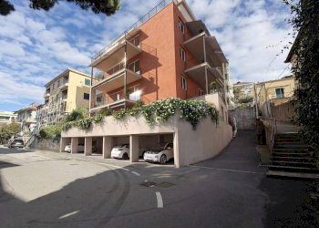 Zona - Trilocale via Torre, 25, Celle Ligure - foto 1