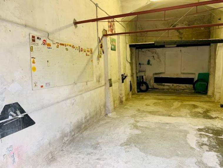 Box auto - Magazzino via Piave, Varazze - foto 1