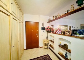 Ingresso - Appartamento via Monte Grappa, Varazze - foto 9