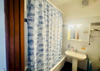 Bagno - Appartamento via Monte Grappa, Varazze - foto 11