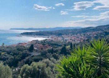 Vista - Quadrilocale via Don Giovanni Minzoni, Varazze - foto 14