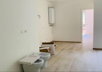 Salone - Bilocale via Piave, 166a, Varazze - foto 2