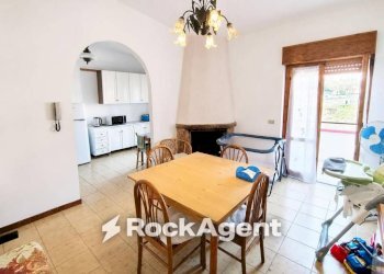 Salone - Four-room apartment via Gaetano Oliva, Scalea - photo 3