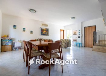 Salone - Villa a Schiera piazza del Sole, 3, Montepaone - foto 3
