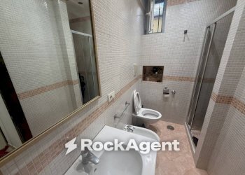 Bagno - Bilocale via Ponte della Maddalena, 147, Napoli - foto 11