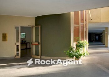 Interno palazzo - Two-room apartment via Cassia, 791, Roma (neighborhood Cassia) - photo 30