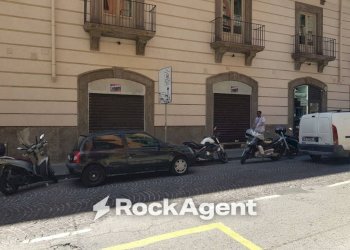 Zona - Negozio via Sant'Anna dei Lombardi, 57, Napoli - foto 5