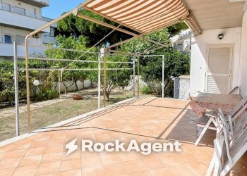Giardino - Appartamento via E. Fermi, 7, Santa Marinella - foto 2
